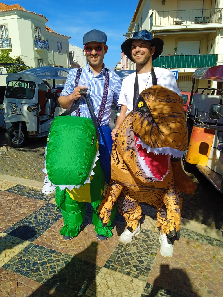 bachelor or bachelorette party in Lisbon with a private eco tuk tuk tour4